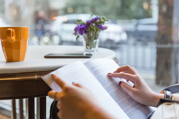 法律顾问选用什么职业